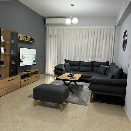 Lägenhet City Apartments Tirana